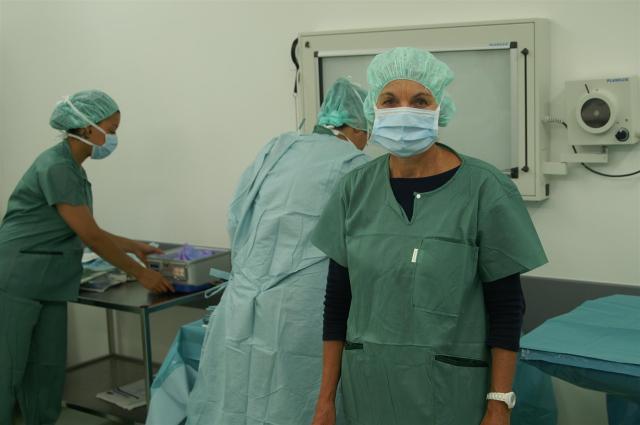 Recherche im Feldlazarett von Masar-e Sharif/Afghanistan.