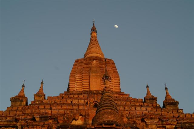 KONICA MINOLTA DIGITAL CAMERA