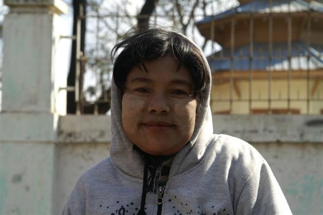 KONICA MINOLTA DIGITAL CAMERA