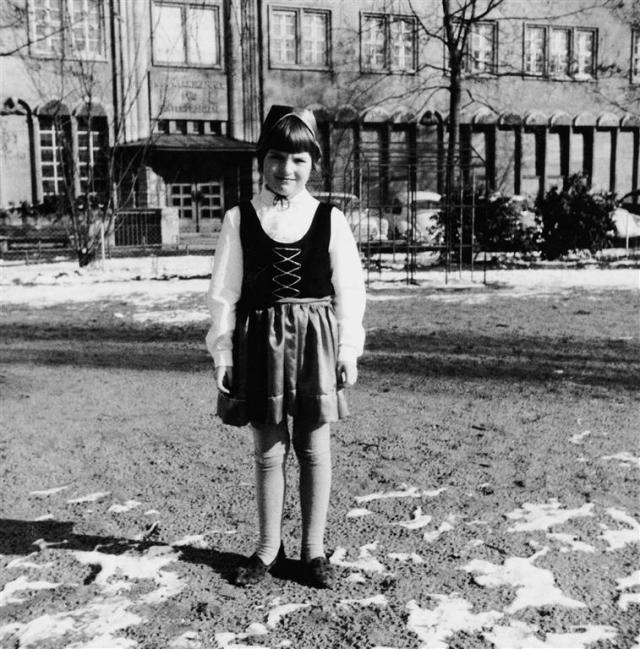 Als Kind wollten wir dem Bild in den Bilderbüchern genau entsprechen. Wir fanden uns schön!