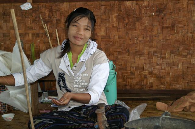 KONICA MINOLTA DIGITAL CAMERA