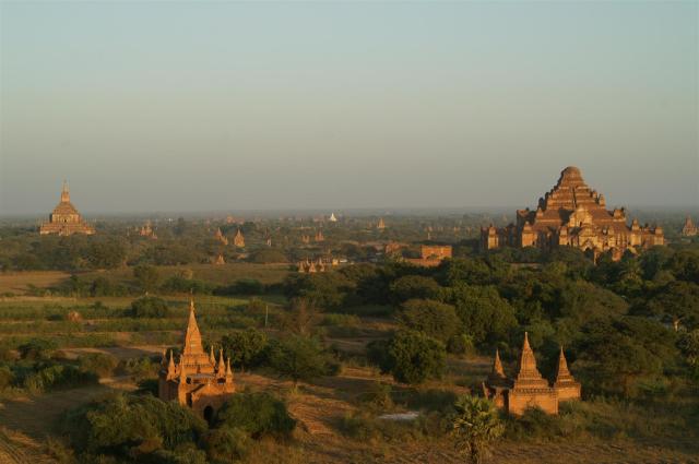 KONICA MINOLTA DIGITAL CAMERA