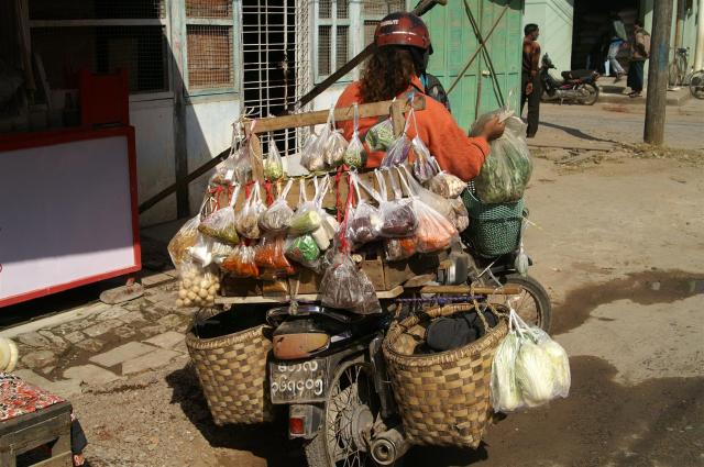 KONICA MINOLTA DIGITAL CAMERA