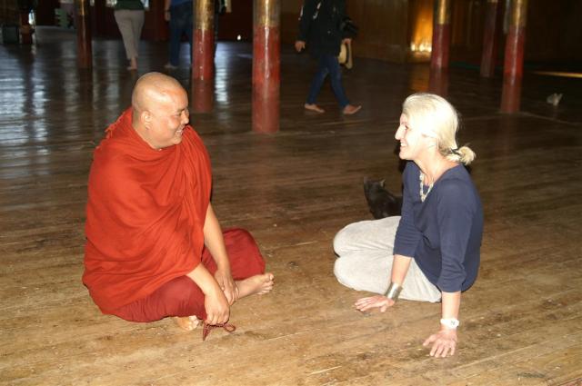 KONICA MINOLTA DIGITAL CAMERA