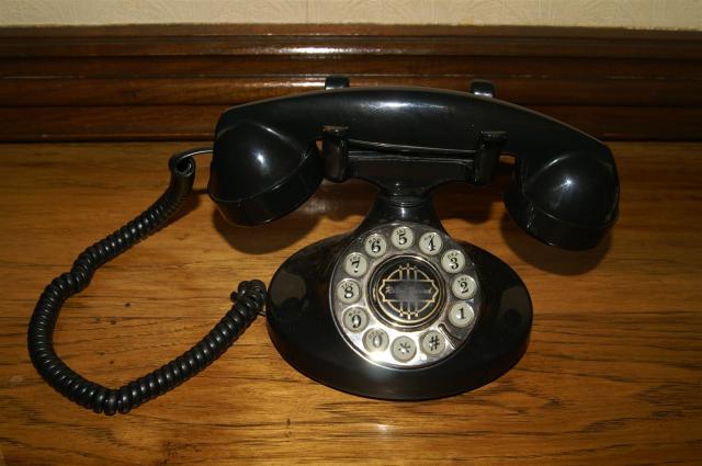 Telefon im Menger-Hotel