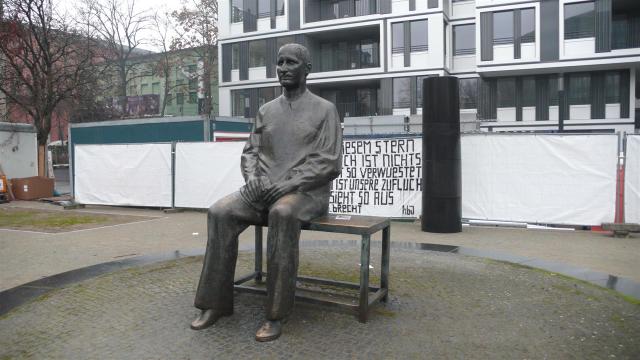 Wieder in Berlin. Diesmal mit Bertold Brecht./Again in Berlin. Bertold Brecht.