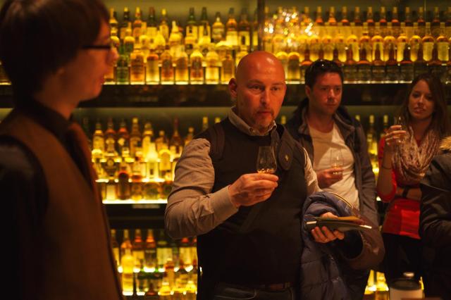 Enrico aus Padua liebt Single Malt-Whisky.