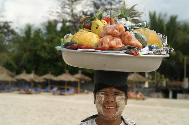 KONICA MINOLTA DIGITAL CAMERA