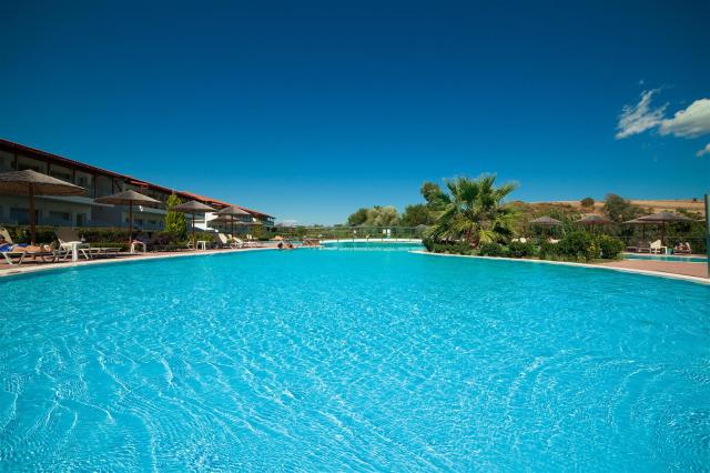 Alexandros_Palace_069POOL (Large)