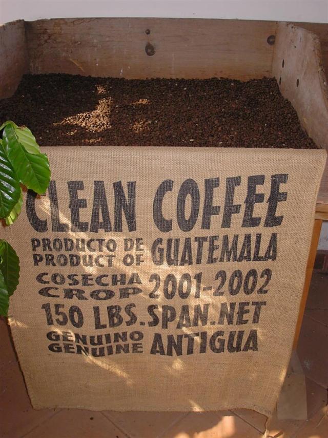 029-jocotenango-centro-cultural-la-azotea-kaffee-large