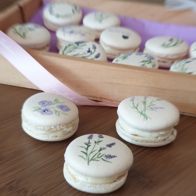 FB6E3FC5-82AD-48C2-B06A-F2B17456BFF5_1_105_c