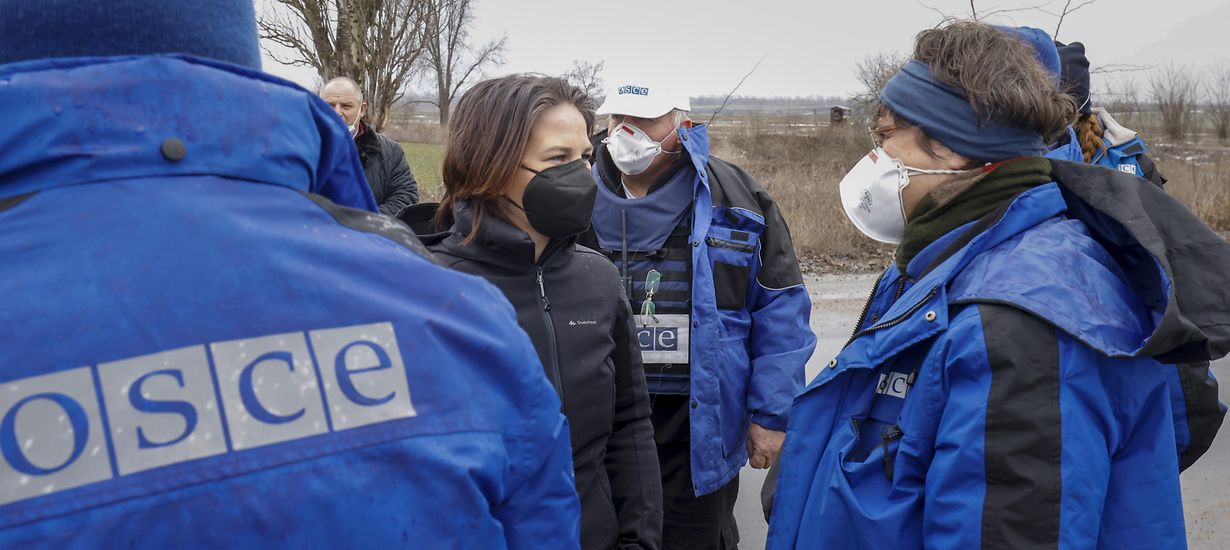Baerbock in Mariupol_08.02.22